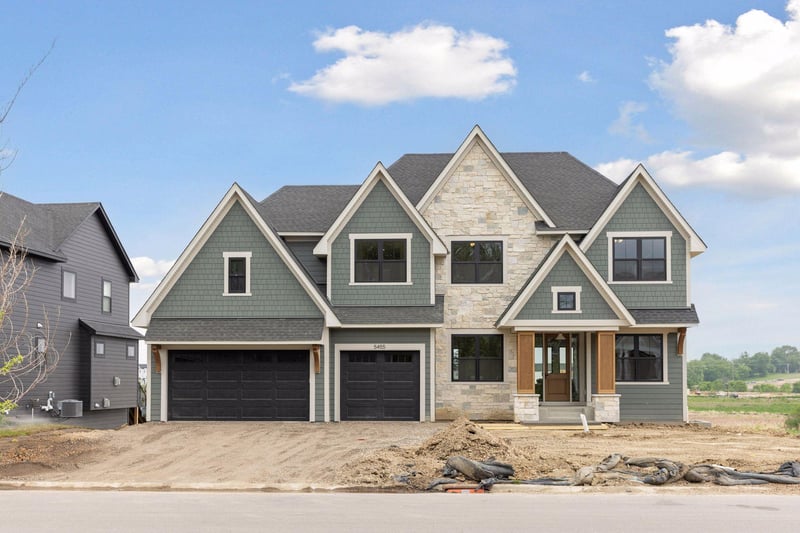 5455 Rolling Hills Pw, Victoria, MN 55318