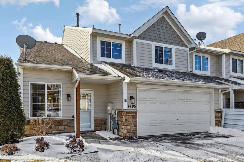 1495 Riverpointe Rd, Watertown, MN 55388