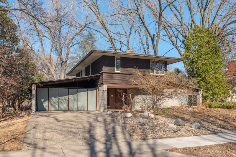 2123 Hoyt Ave W, Falcon Heights, MN 55108