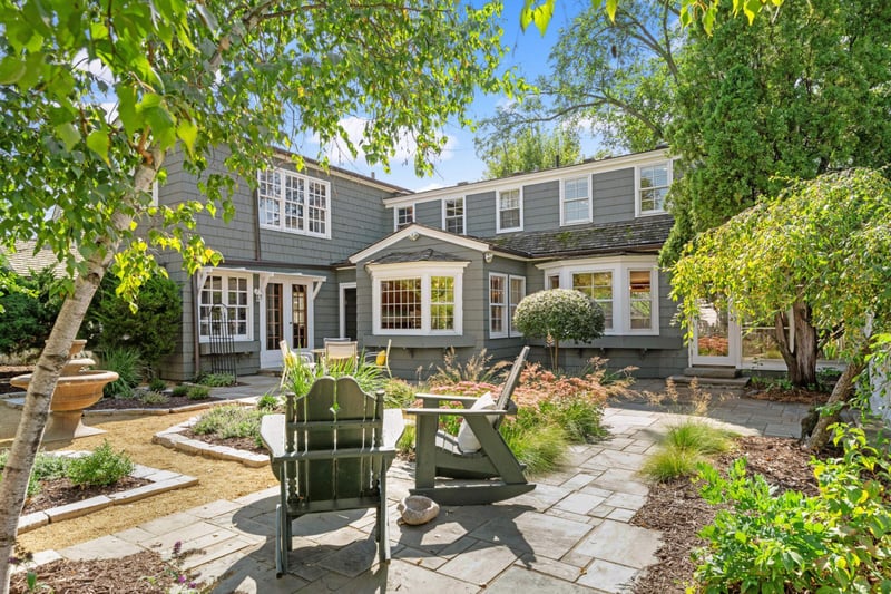 3332 W 56th St, Edina, MN 55410