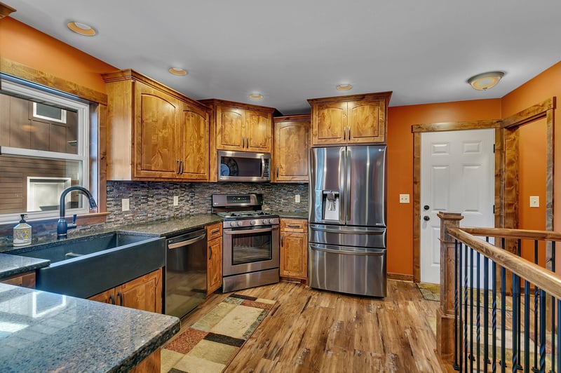 244 8th Ave S, Brownton, MN 55312