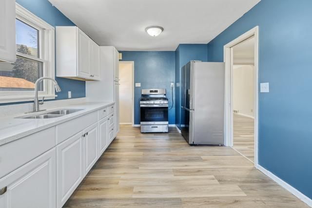 2194 Suburban Ave, Saint Paul, MN 55119
