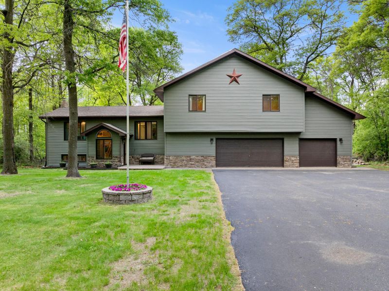 13915 Olivewood Dr, Baxter, MN 56425