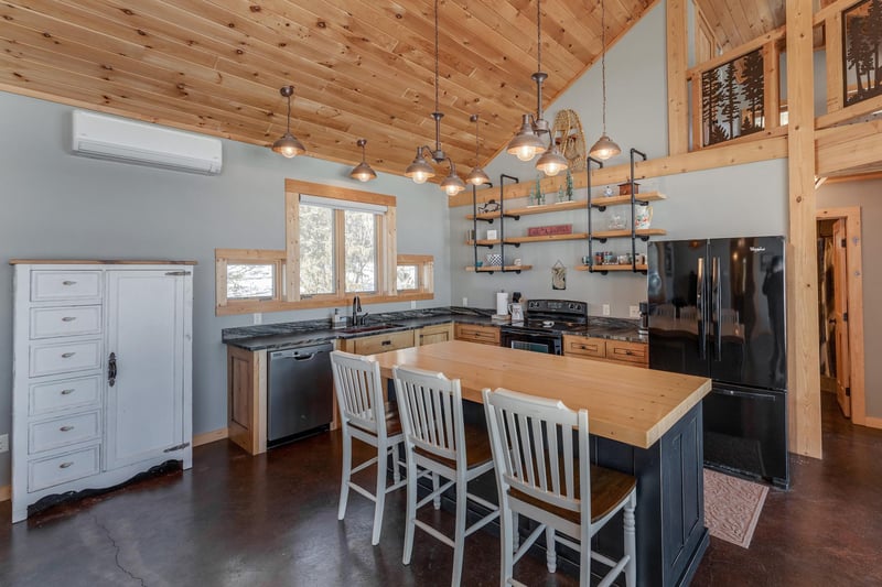37220 Night Hawk Rd, Lake George, MN 56458