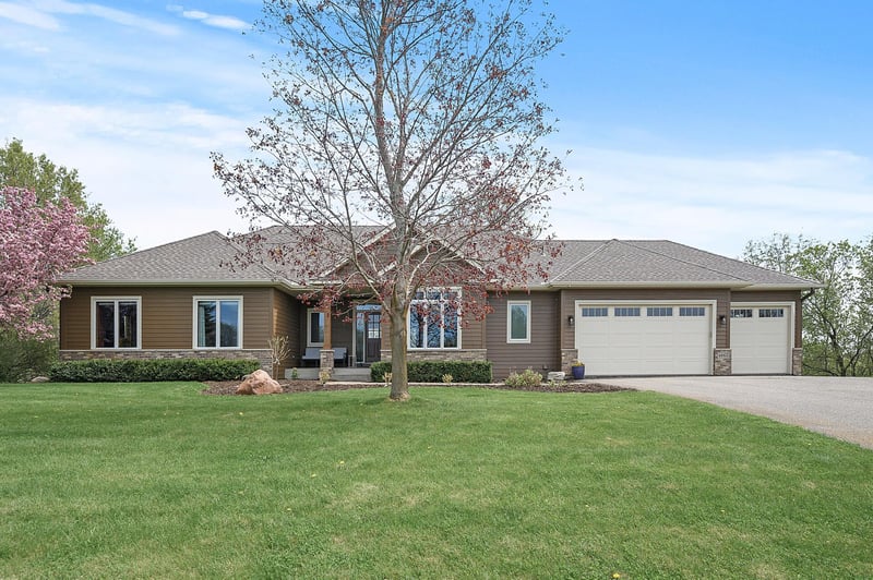 4665 S Lake Sarah Dr, Independence, MN 55359
