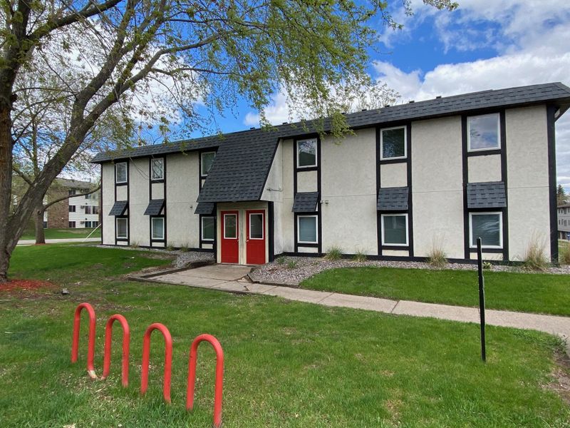 1320 6th Ave S, Saint Cloud, MN 56301