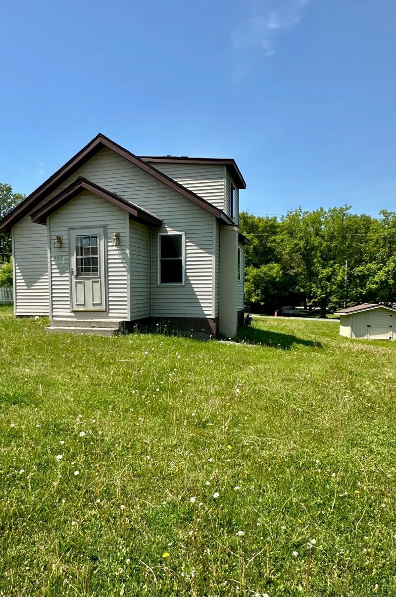 1810 3rd Ave E, International Falls, MN 56649