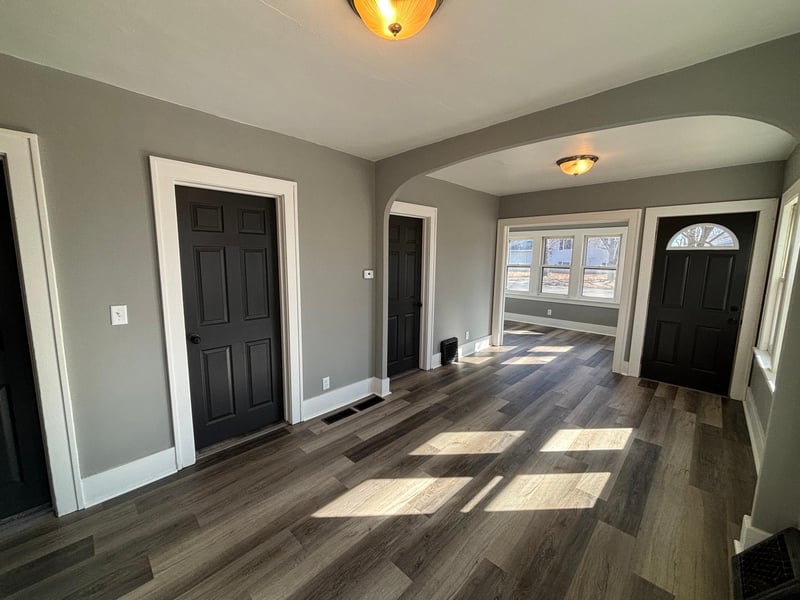 311 Desoto Ave N, Glencoe, MN 55336