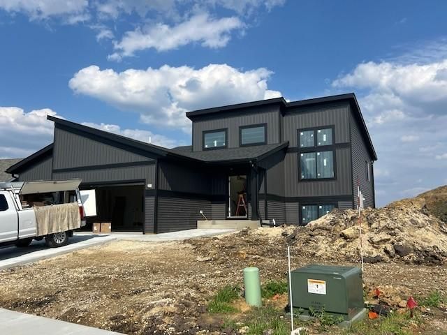 2236 Petersen Dr NW, Stewartville, MN 55976