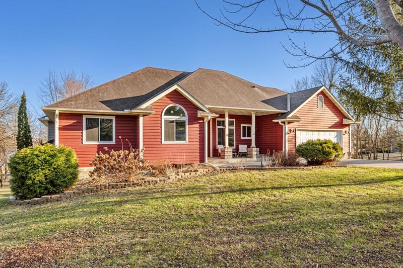 9342 Dodd Rd, Kilkenny, MN 55021