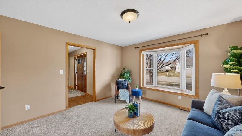 4230 Arboretum Dr NW, Rochester, MN 55901