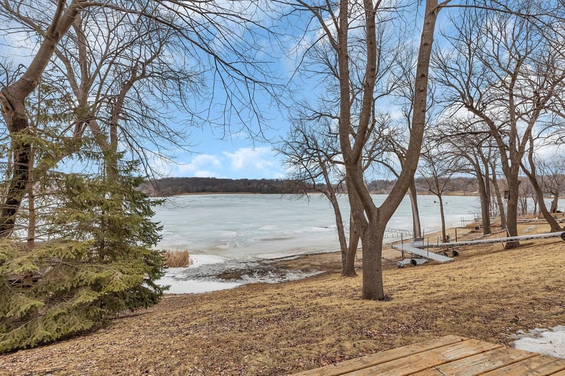 18113 Dove Hill Rd, Eden Valley, MN 55329