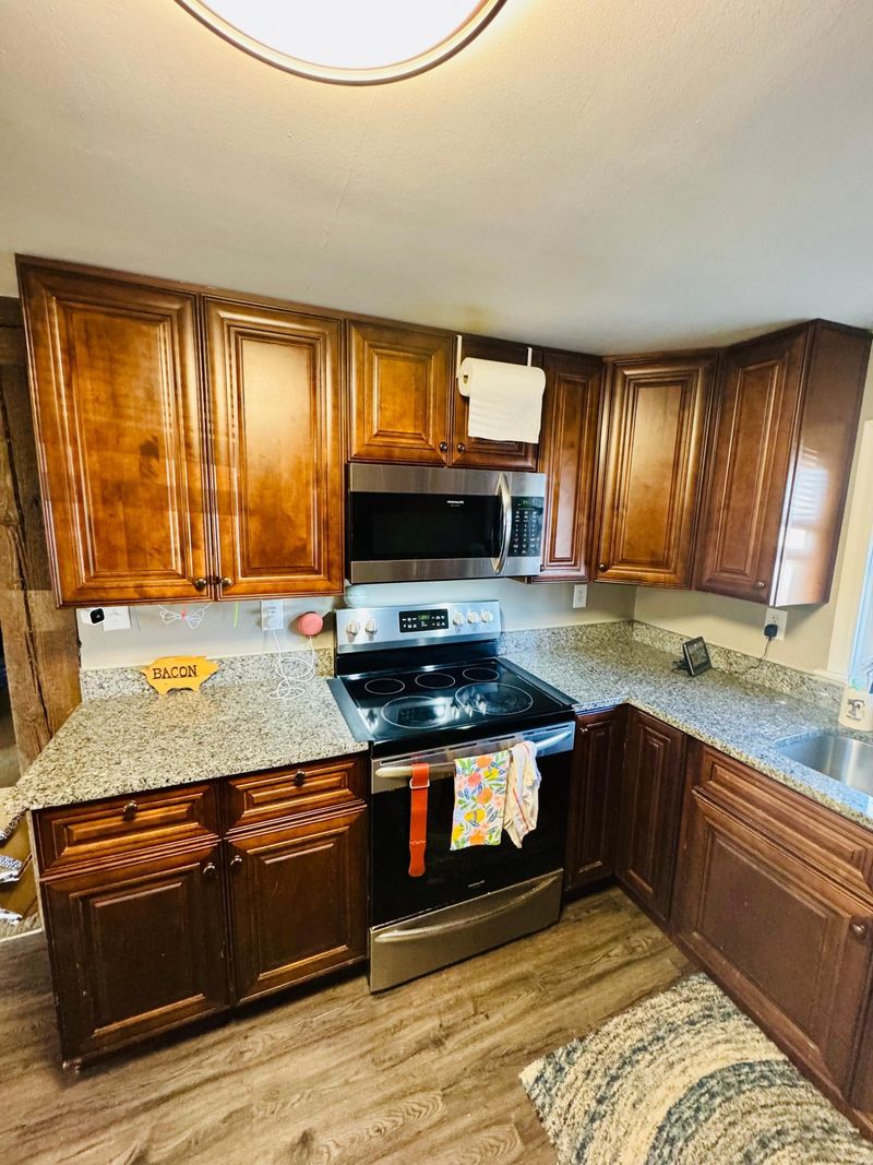 12 Oak St N, Lester Prairie, MN 55354