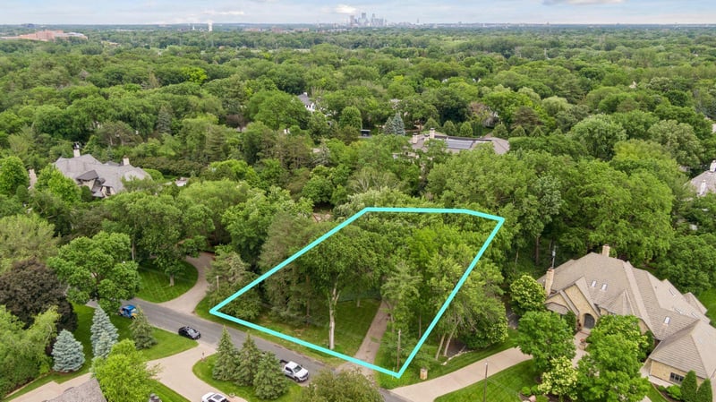 4909 Rolling Green Pw, Edina, MN 55436