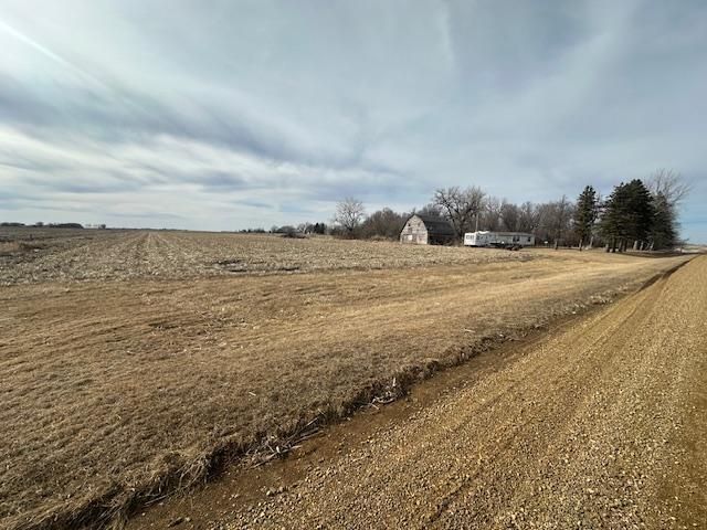 17067 Oliver Ave, Reading, MN 56165