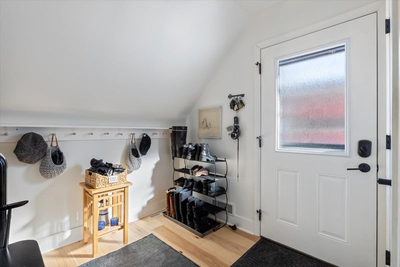11725 Centa Rd, Chisholm, MN 55719