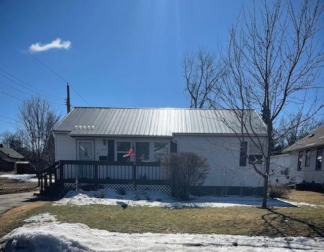 417 W 7th Ave, Fergus Falls, MN 56537