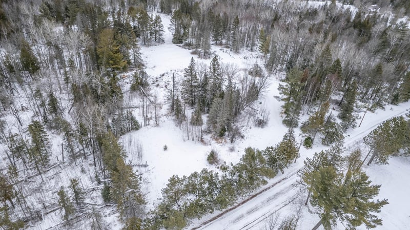 3033 Lavis Rd, Duluth, MN 55804