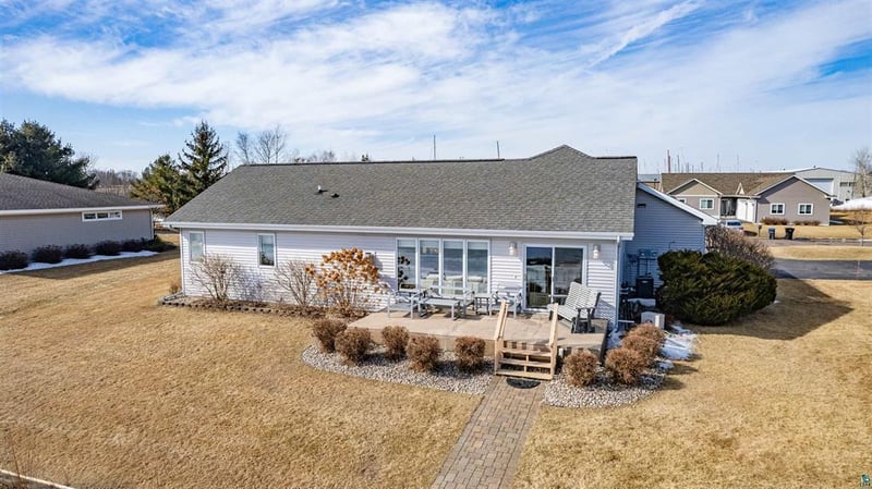 540 Marina Dr, Superior, WI 54880