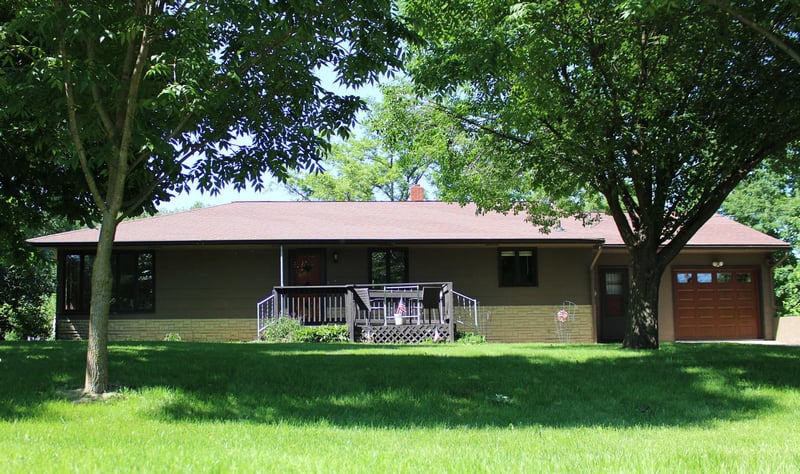 209 E Elm Ave, Upsala, MN 56384