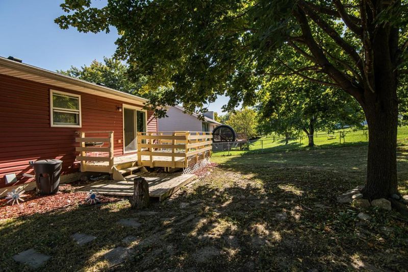 4316 Valley Dr NW, Rochester, MN 55901