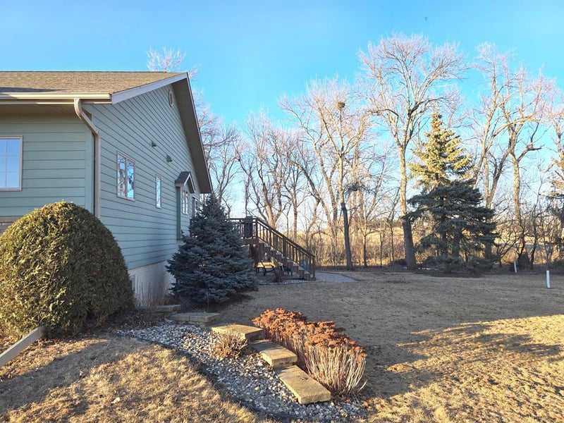 413 110th Ave, Pipestone, MN 56164
