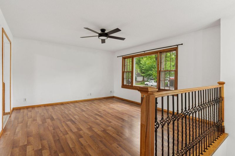 1032 Oak Ridge Point NE, Blaine, MN 55434