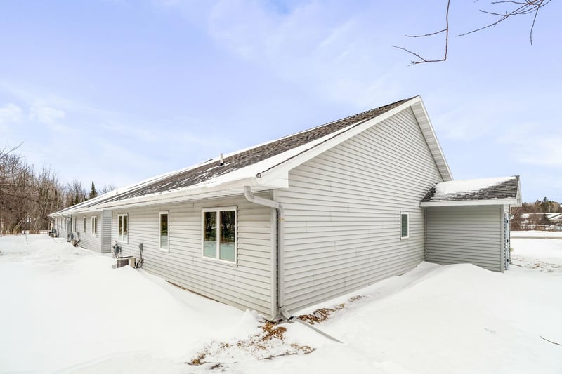 16 Michele Ln, Esko, MN 55733