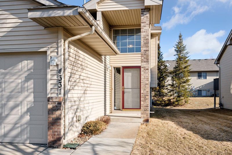 4331 Harvest Ct, Monticello, MN 55362