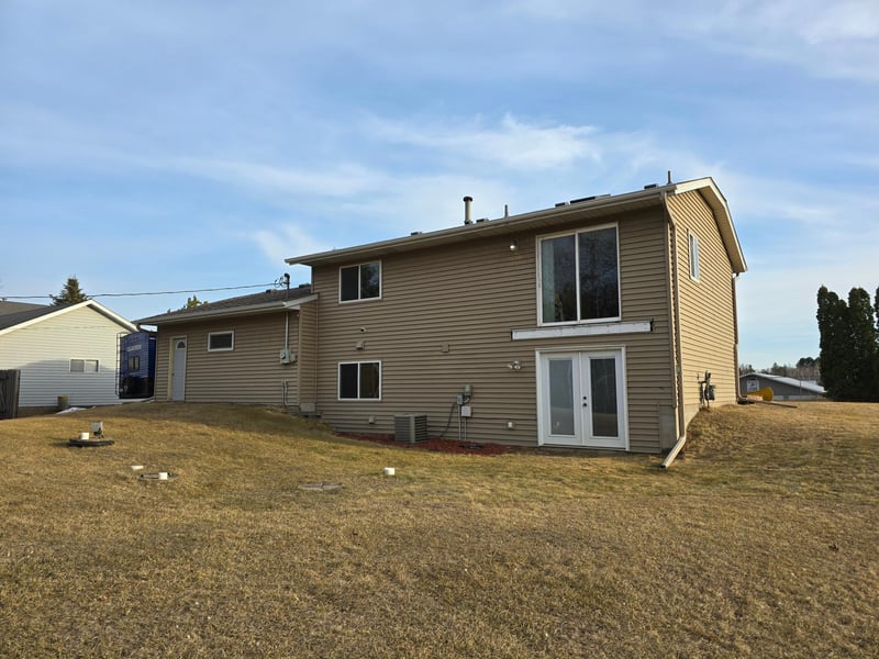 8707 239th Ln NE, Linwood Twp, MN 55079