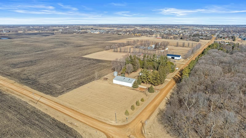 10150 Oak Ave, Cologne, MN 55322