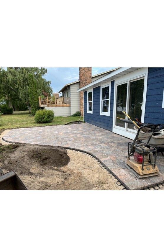 50 Point Dr, Waconia, MN 55387
