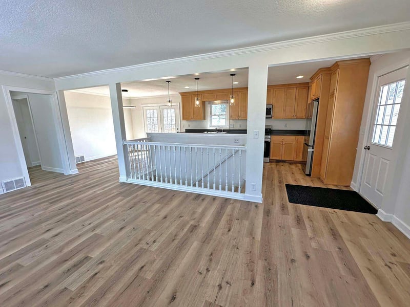 6325 Bethia Ln, Minneapolis, MN 55428