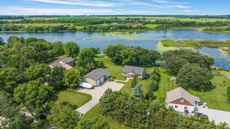 41032 Sauk Lake Rd, Sauk Centre, MN 56378