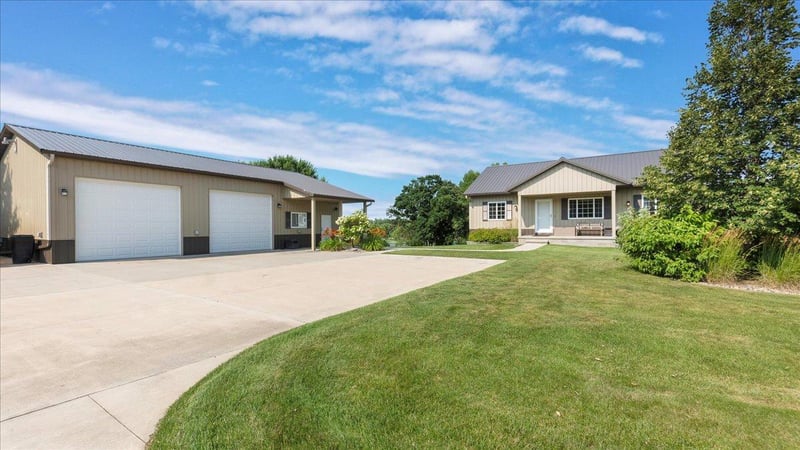 41032 Sauk Lake Rd, Sauk Centre, MN 56378