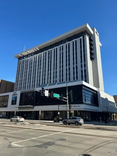 220 Broadway Ave S #1107, Rochester, MN 55904