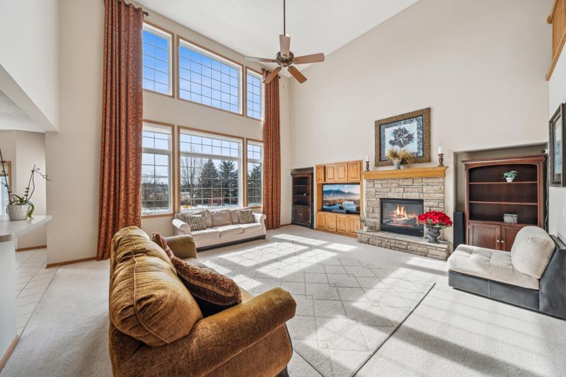 6479 Hedgecroft Ave S, Cottage Grove, MN 55016