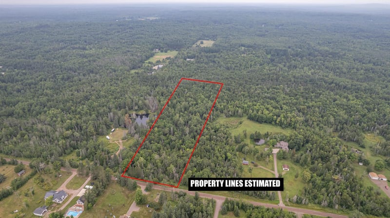 30xx Lavis Rd, Duluth, MN 55804