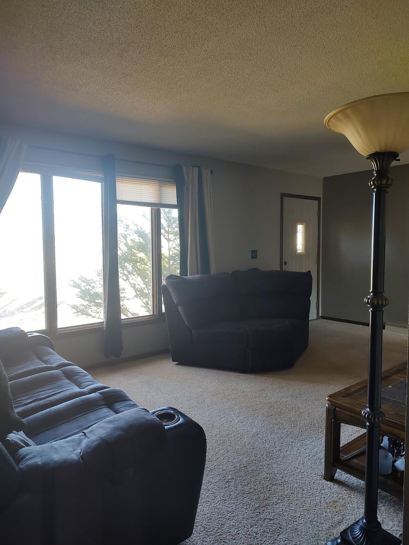 443 Maple St, Rockville, MN 56369