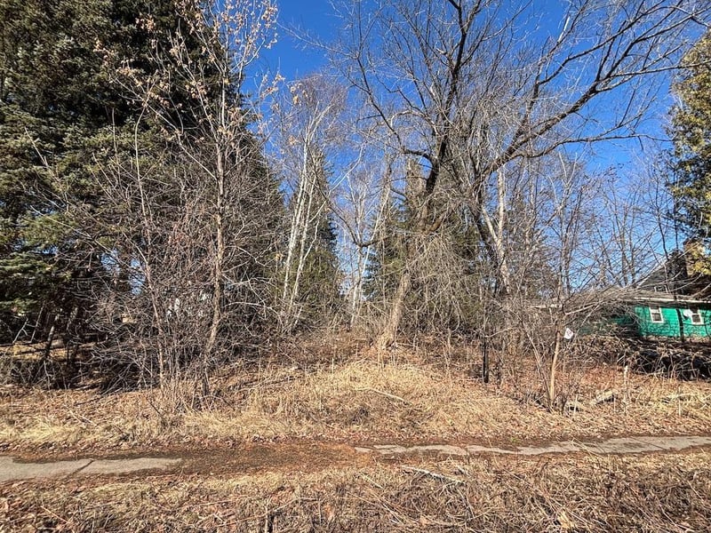 45xx London Rd, Duluth, MN 55804