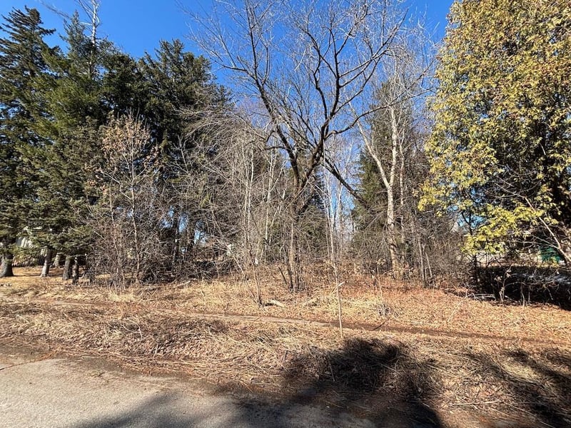 45xx London Rd, Duluth, MN 55804