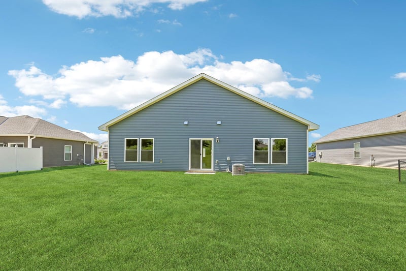 311 Florence Ave S, Annandale, MN 55302