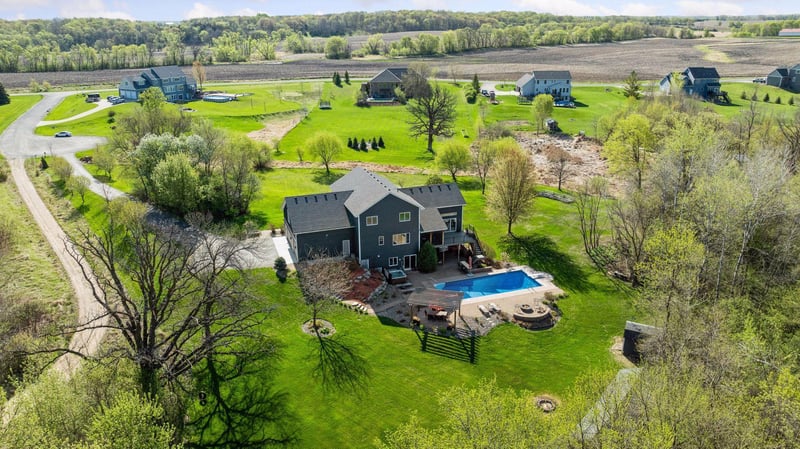 5847 96th St SE, Delano, MN 55328