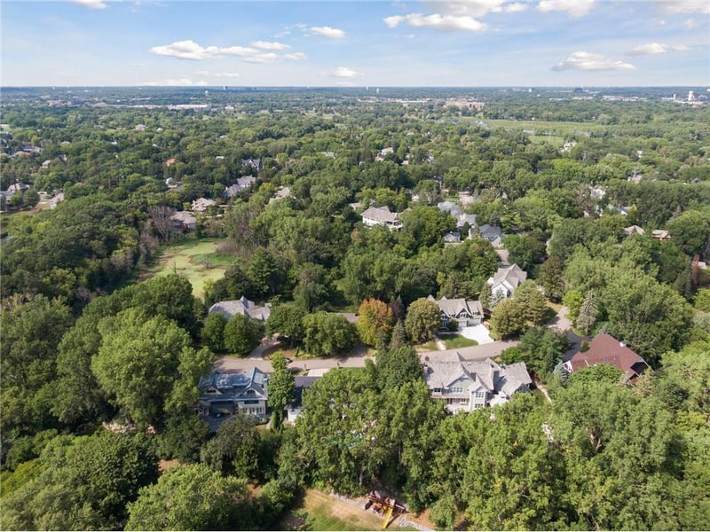 5124 Skyline Dr, Edina, MN 55436