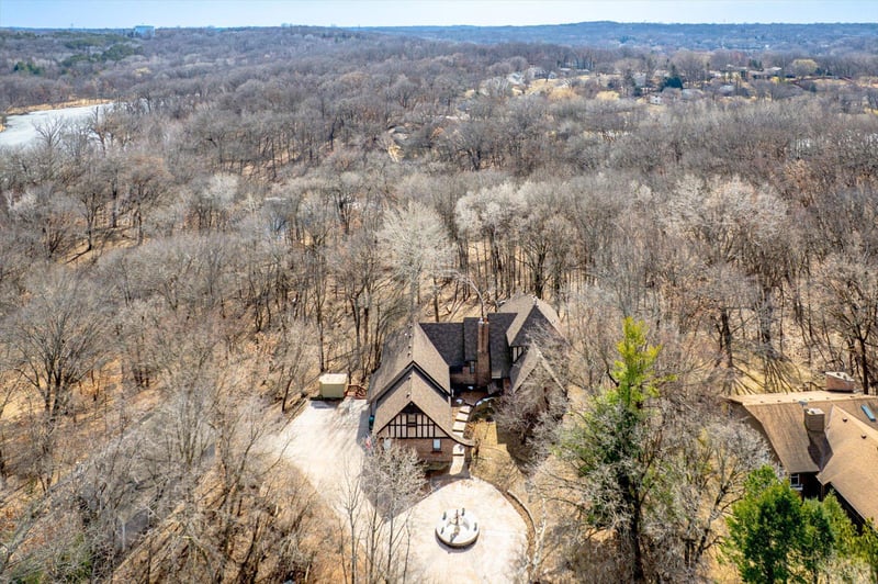 4020 Hosford Hills Rd, Eagan, MN 55123
