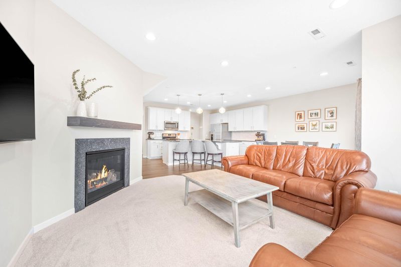 7207 Walnut Grove Way N, Maple Grove, MN 55311