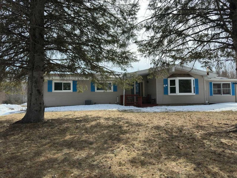 4726 Highway 21, Embarrass, MN 55732