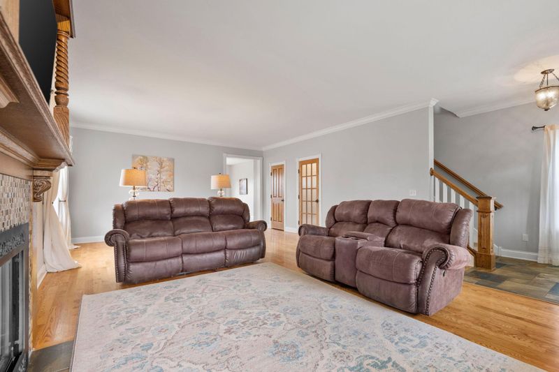 6263 Sugar Mill Ln, Mound, MN 55364