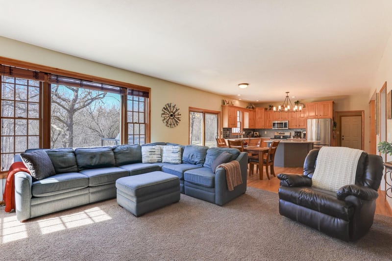 17 Old Deerfield Rd, Welch, MN 55089