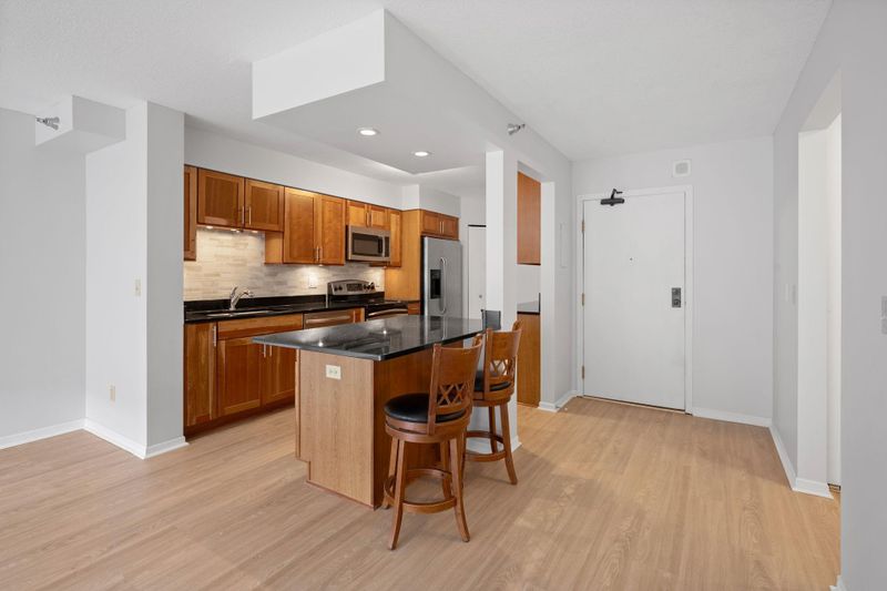 401 S 1st St #310, Minneapolis, MN 55401